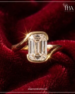 9KT/14KT/18KT GOLD EMBREALD LAB GROWN DIAMOND RING
