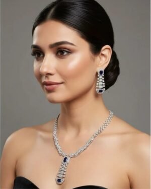 925 SILVER SET WITH MATCHING EARRINGS WITH MOSSINATE DIAMONDS