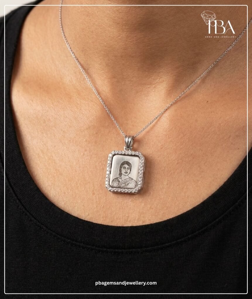 925 SILVER CUSTOM PENDANT WITH MOISSANITE DIAMOND